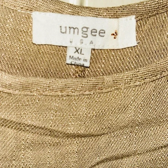 Umgee Tan Blouse with Blue and Pink Details - Picture 4 of 4